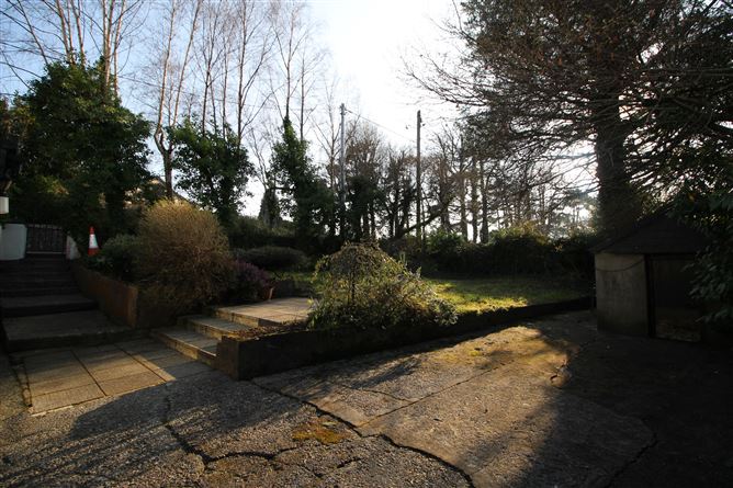 Coolclogher Lodge, Mill Rd, Killarney, Kerry