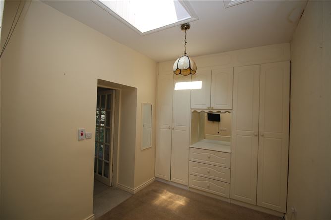 Coolclogher Lodge, Mill Rd, Killarney, Kerry