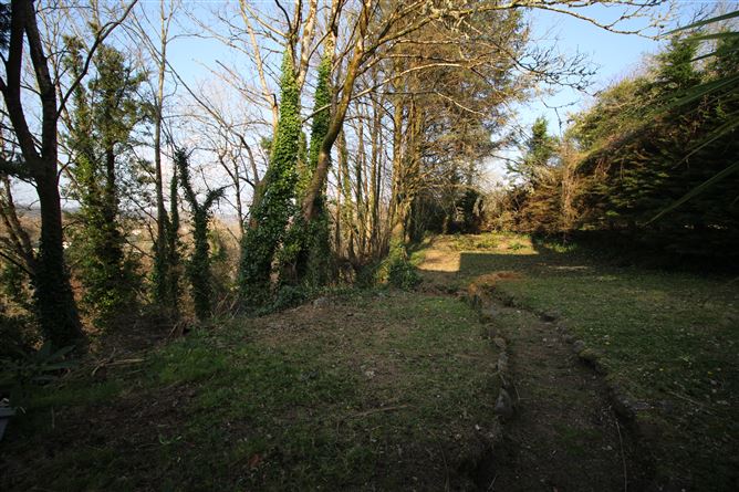 Coolclogher Lodge, Mill Rd, Killarney, Kerry