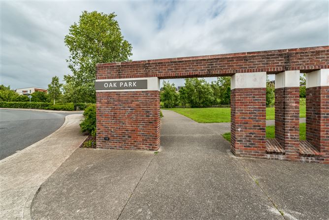 https://photos-a.propertyimages.ie/media/3/2/7/4935723/bd814b70-1ed2-4e36-9014-8a1a64b89107_l.jpg