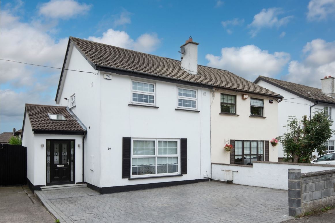 16 Whitethorn Close, Artane,   Dublin 5