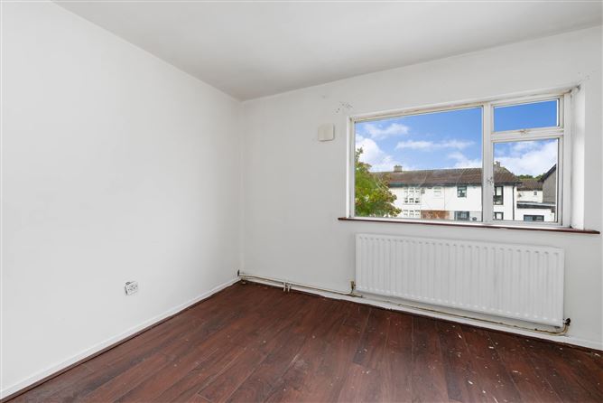 12 Gortmore Road, Finglas South, Dublin 11, Ireland