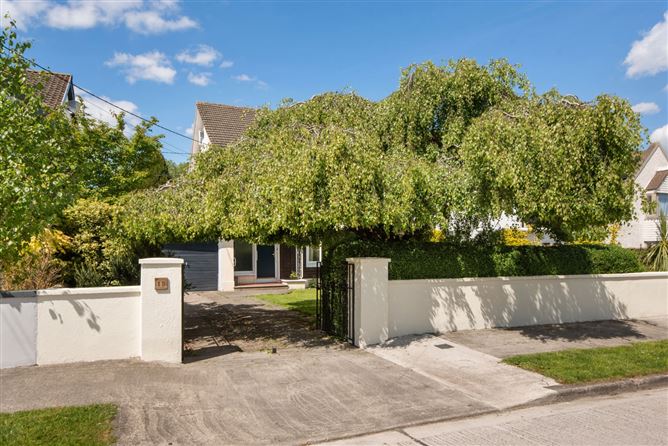 Photo 14 of 18 — 19 Riverside Drive, Castle Park, Rathfarnham, Dublin 14