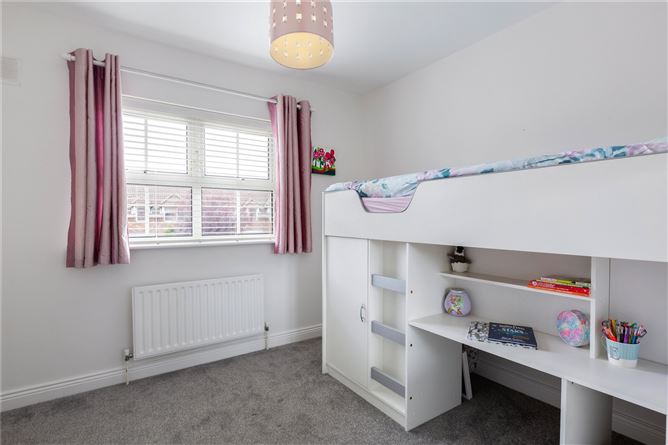 27 Dundrum Wood, Ballinteer Road, Dundrum, Dublin 16