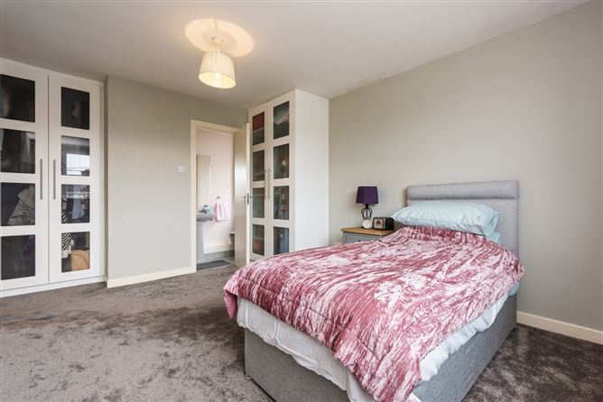 45 Marian Crescent, Rathfarnham, Dublin 14