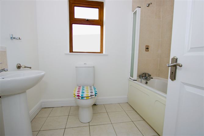 8 Watervale, Rooskey, Co. Roscommon