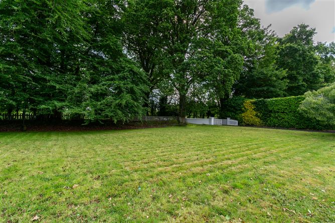 Detached Bungalow on c. 0.5 Acre, Broadlease, Ballymore Eustace, Kildare