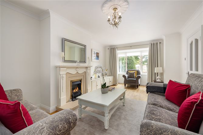 https://photos-a.propertyimages.ie/media/3/2/8/4962823/fc8cf2c4-3930-40b9-baaf-da71204283f4_l.jpg