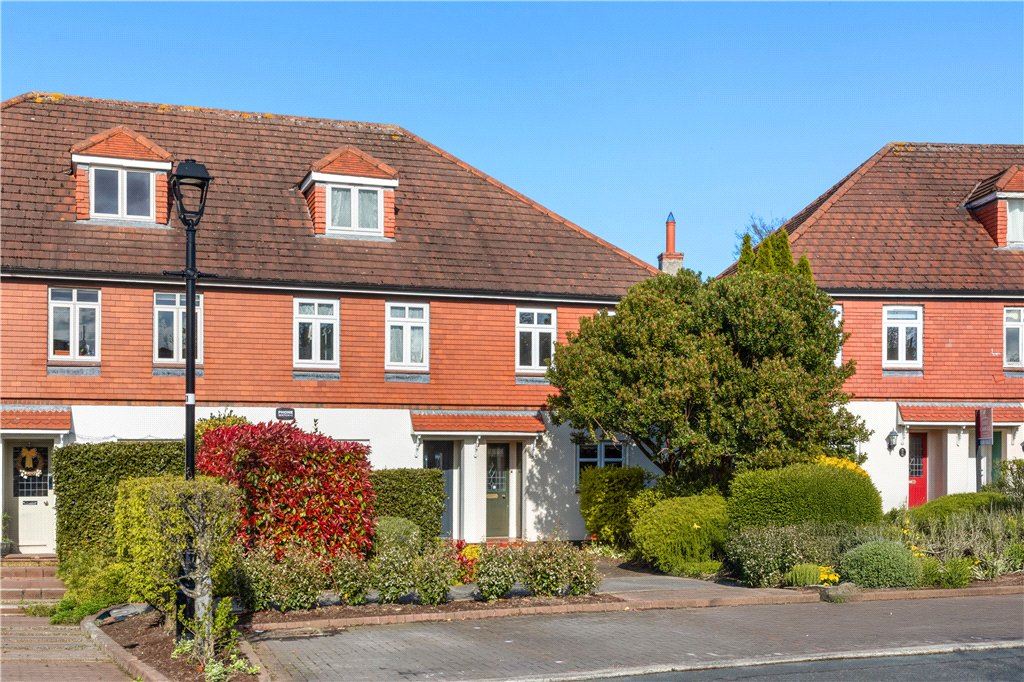 9 Hampton Crescent, St Helen's Wood, Booterstown, Co. Dublin