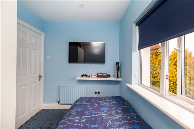 Photo 38 of 50 — 61 Station Court, Portarlington, Laois