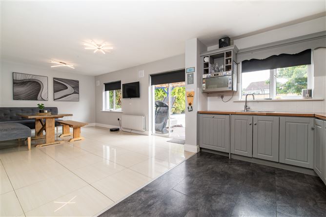 Photo 16 of 50 — 61 Station Court, Portarlington, Laois