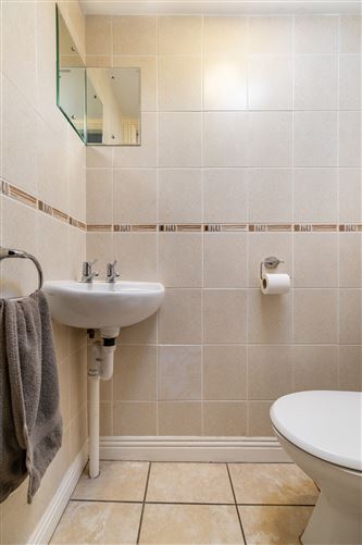 Photo 27 of 50 — 61 Station Court, Portarlington, Laois