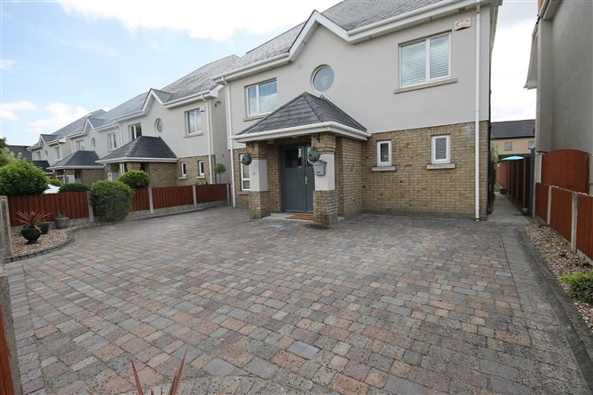 13 Brownsbarn Court, Citywest, Dublin 24