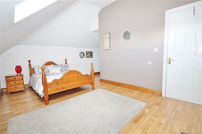 13 Brownsbarn Court, Citywest, Dublin 24