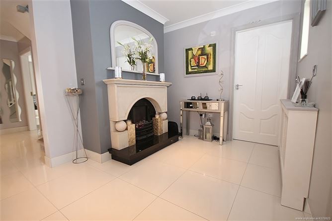 13 Brownsbarn Court, Citywest, Dublin 24