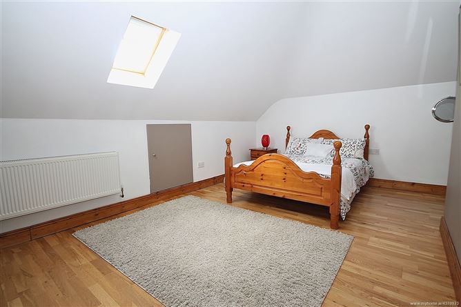 13 Brownsbarn Court, Citywest, Dublin 24