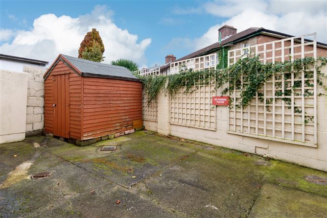 128 Larkfield Gardens, Harold's Cross, Dublin 6w