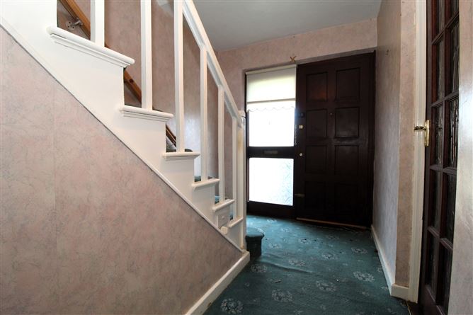 8 St. Cynoc's Terrace, Ferbane, Co. Offaly