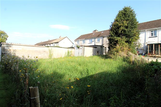 8 St. Cynoc's Terrace, Ferbane, Co. Offaly