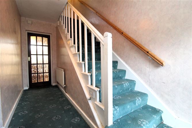 8 St. Cynoc's Terrace, Ferbane, Co. Offaly