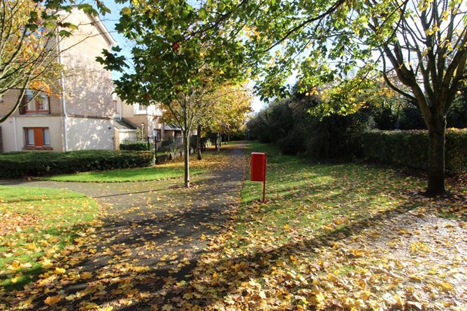 6A Fernleigh Grove, Castleknock, Dublin 15