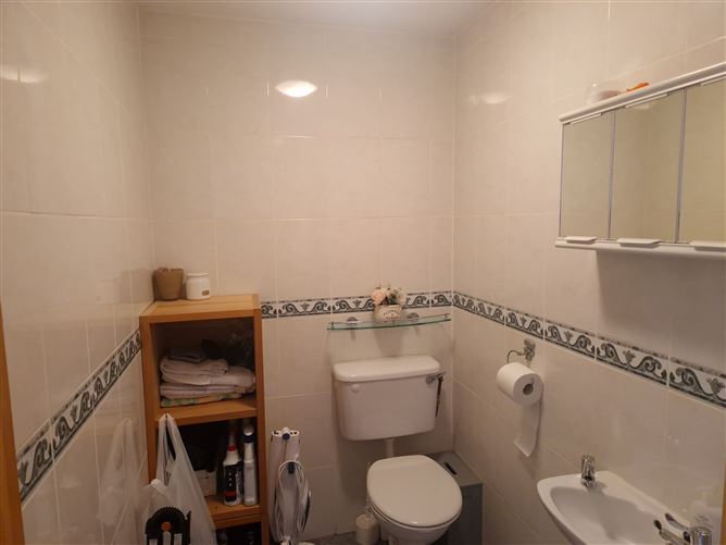 11 Cyprian Avenue, Athy, County Kildare