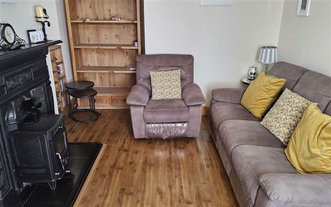11 Cyprian Avenue, Athy, County Kildare