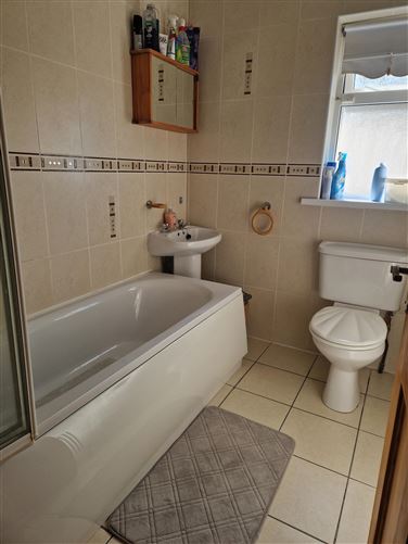 11 Cyprian Avenue, Athy, County Kildare