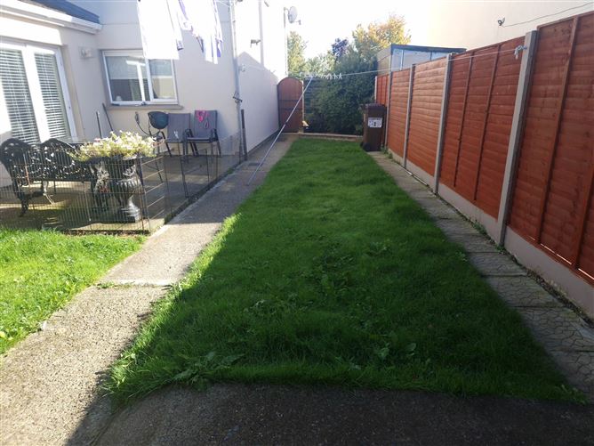 11 Cyprian Avenue, Athy, County Kildare