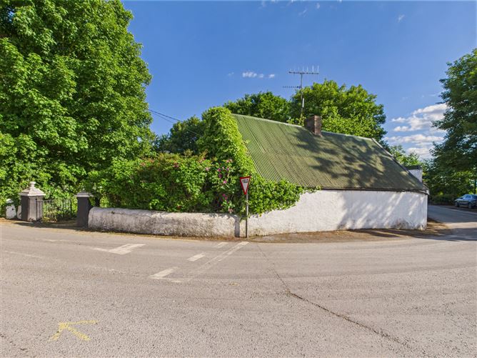 Donohill Cross, Donohill, Co. Tipperary