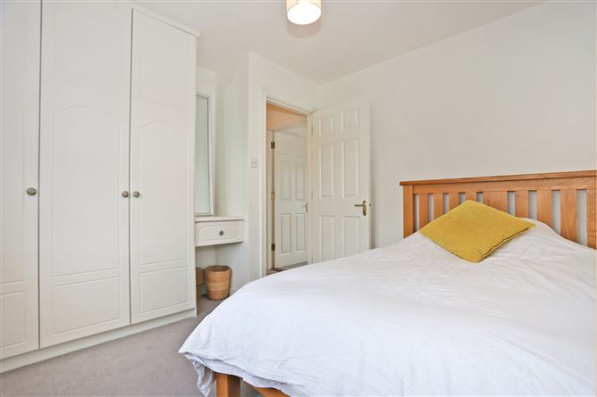 54 Foxfield, Dooradoyle, Limerick