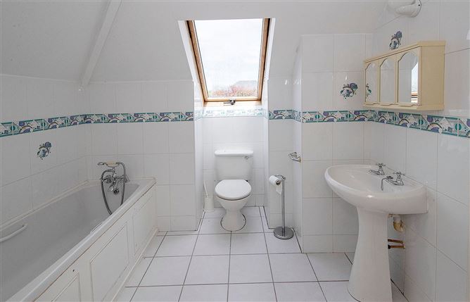 14 Garranbane Green, Ballinroad, Dungarvan, Co. Waterford