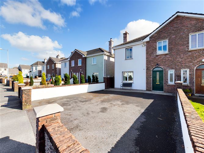 No 106 Cois na H-Abhainn, Tuam, Galway