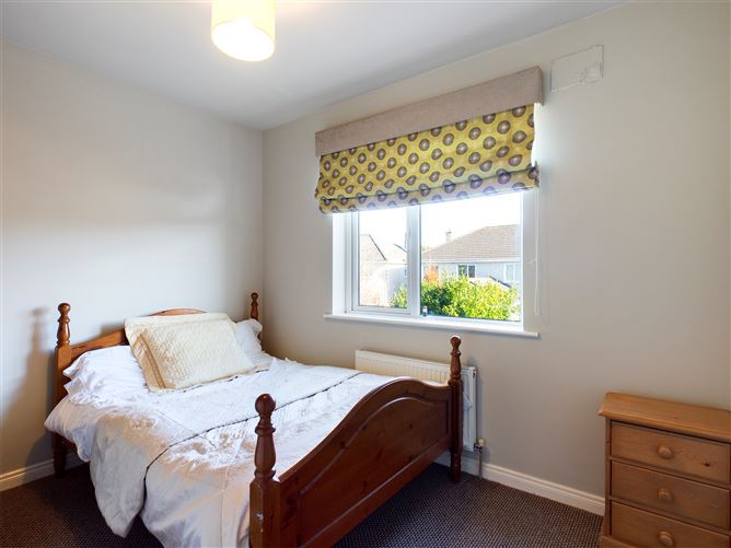 No 106 Cois na H-Abhainn, Tuam, Galway