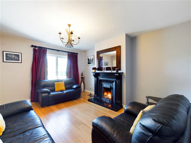 No 106 Cois na H-Abhainn, Tuam, Galway