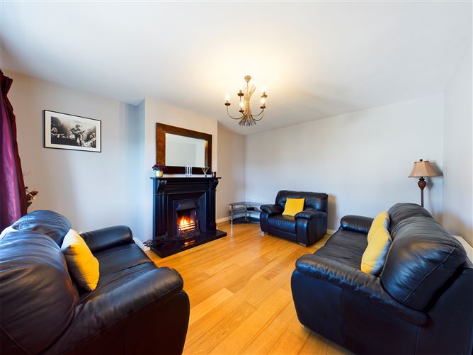 No 106 Cois na H-Abhainn, Tuam, Galway