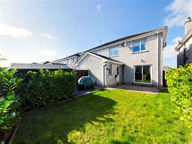 No 106 Cois na H-Abhainn, Tuam, Galway