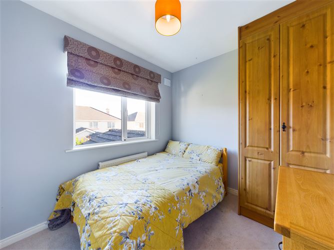 No 106 Cois na H-Abhainn, Tuam, Galway