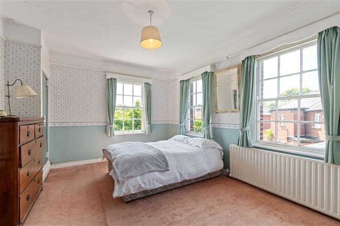 43 Whitebeam Road, Clonskeagh, Dublin 14