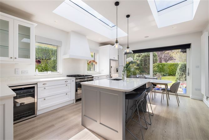 4 The Thicket, Hainault Road, Foxrock, Dublin 18