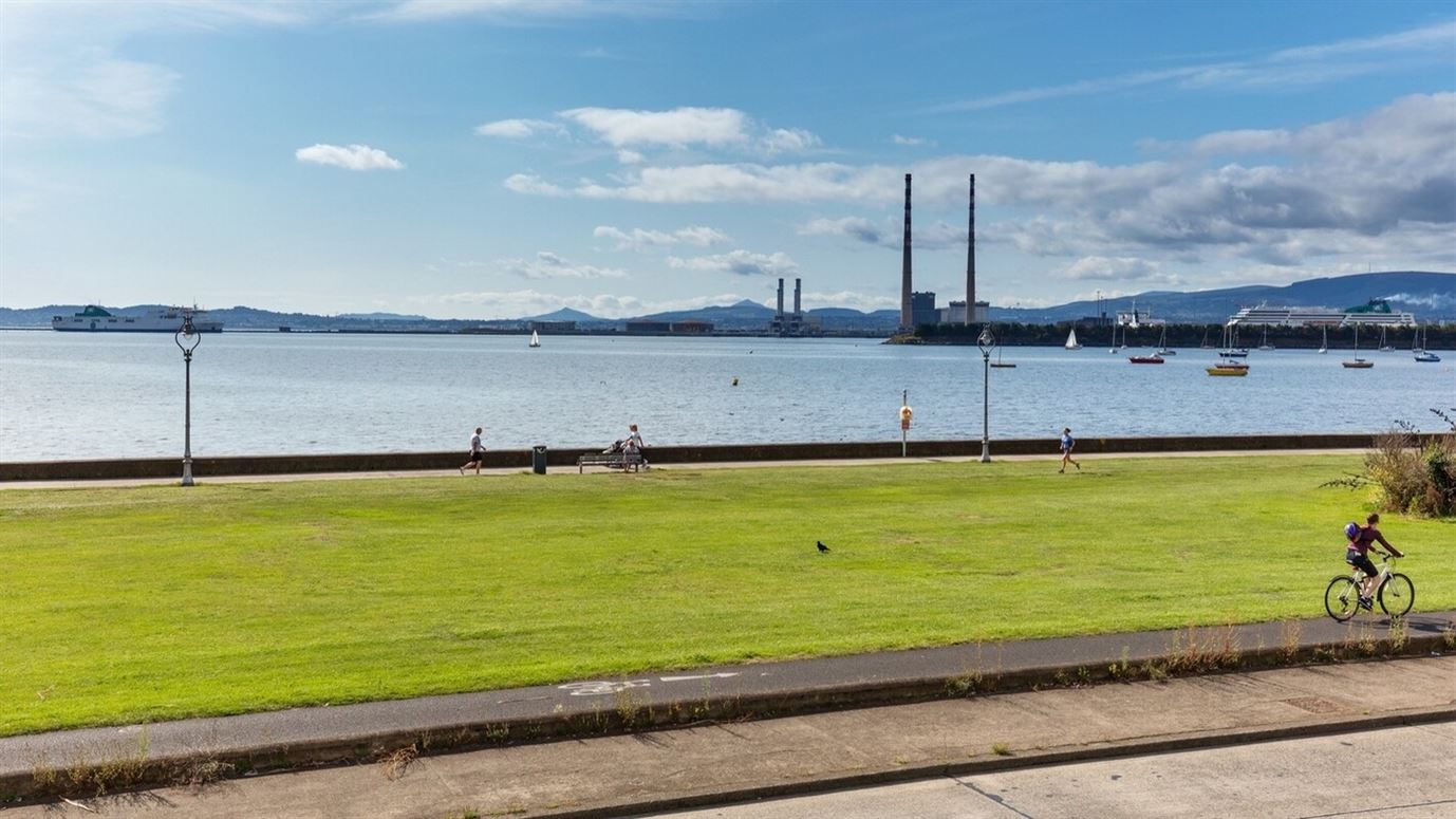 10 Mins from city comfy clean home, Raheny, Dublin 5