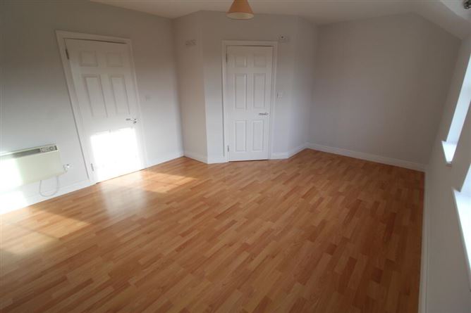 24 Park Lane, Carrick On Shannon, Leitrim