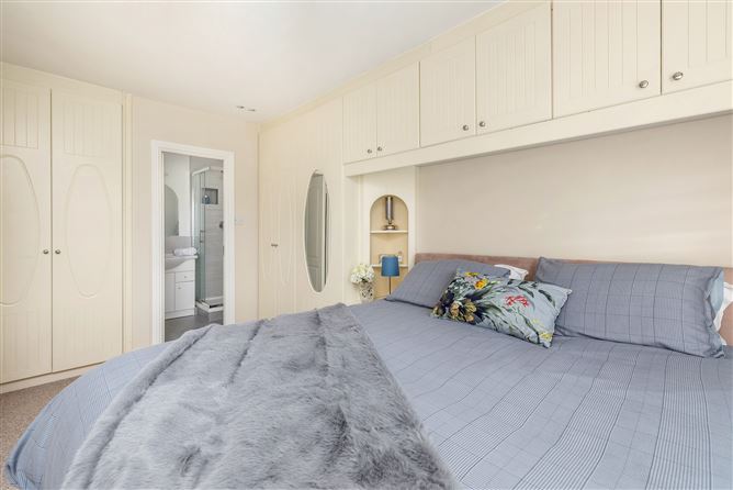 11 Glen Easton Lawn, Leixlip, Kildare