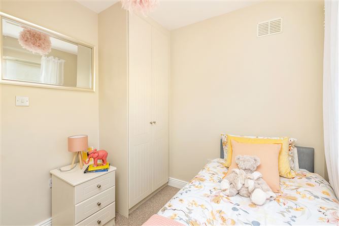 11 Glen Easton Lawn, Leixlip, Kildare