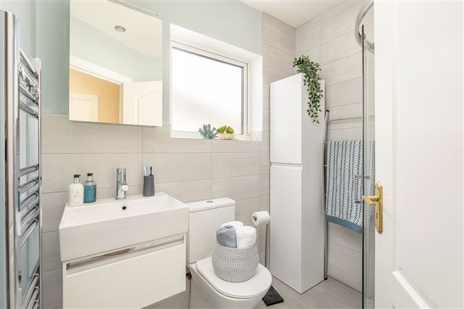 11 Glen Easton Lawn, Leixlip, Kildare