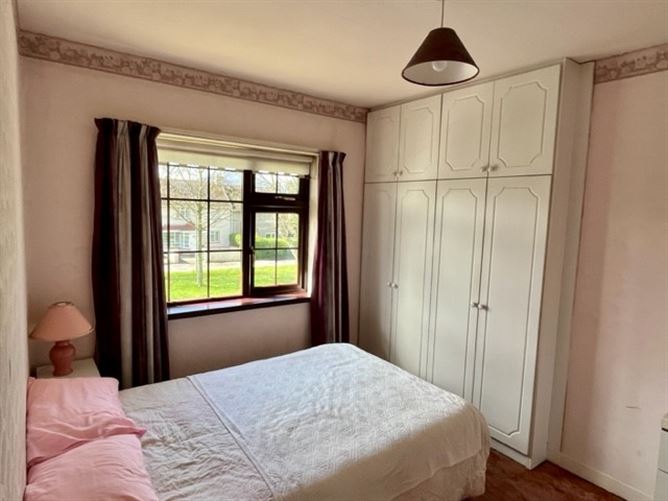 76 St. Brendan's Park, Tralee, Kerry