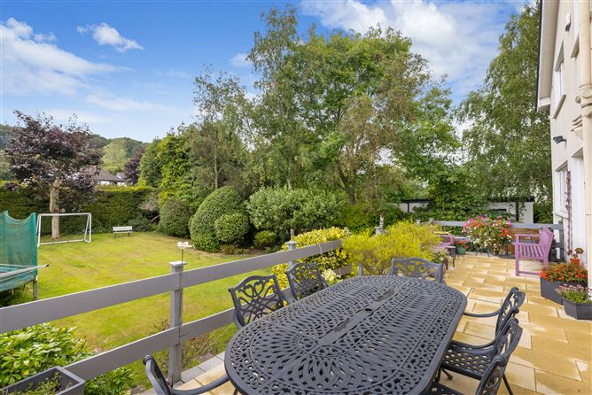 Khamsin, 1 Kilgobbin Lawn, Stepaside, Dublin 18