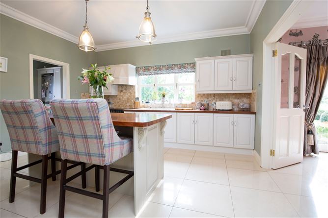 Rosebrook Lodge, Kiltale, Co. Meath