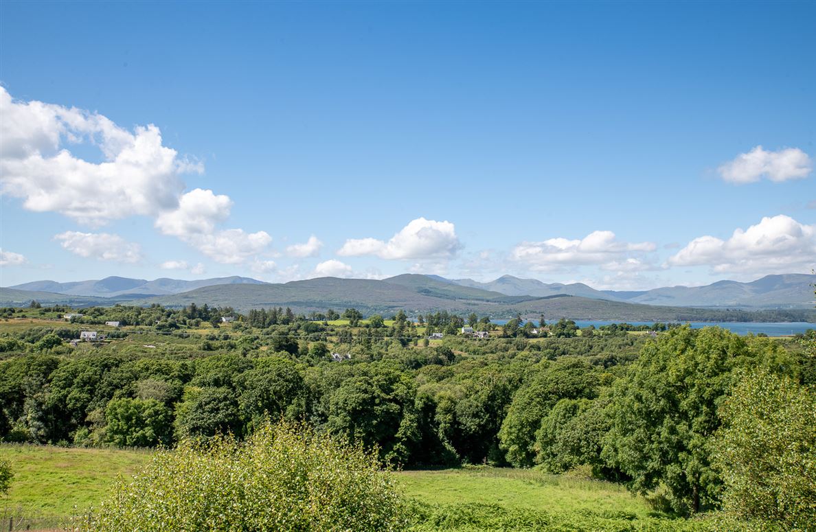 The Thatch Cottage, Derrylough, Tuosist, Kenmare, Co. Kerry The Thatch Cottage, Derrylough, Tuosist, Kenmare, Co. Kerry