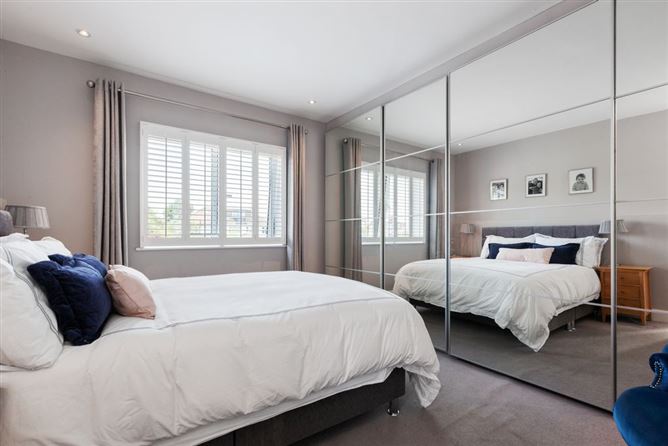 https://photos-a.propertyimages.ie/media/3/3/1/4937133/e509a349-7653-49b4-9896-78942b5f857d_l.jpg